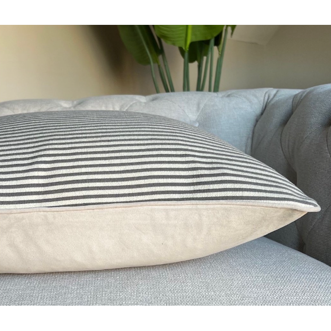 Carter Cushion