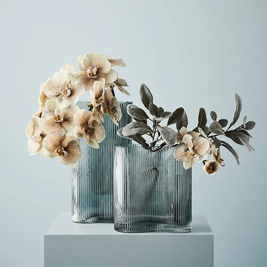 Jardin Orchid Stem Almond
