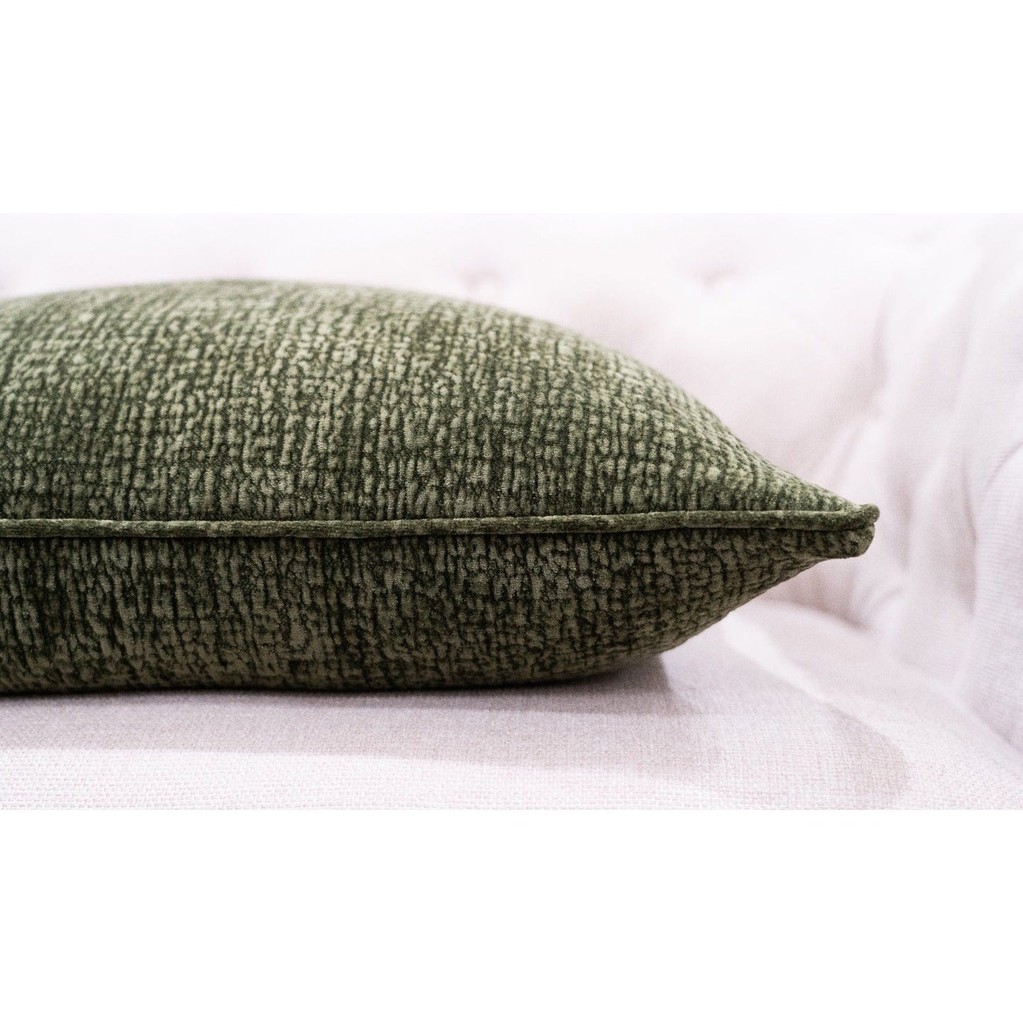 Hugo Cushion Moss