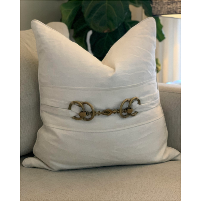 Linké Cushion White