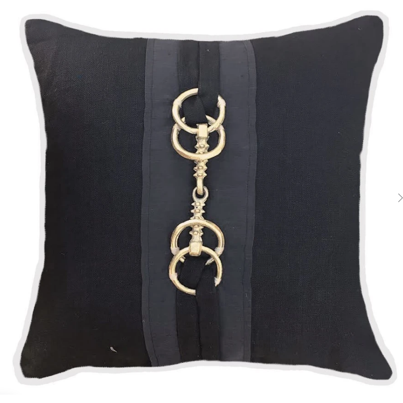 Linké Cushion Black