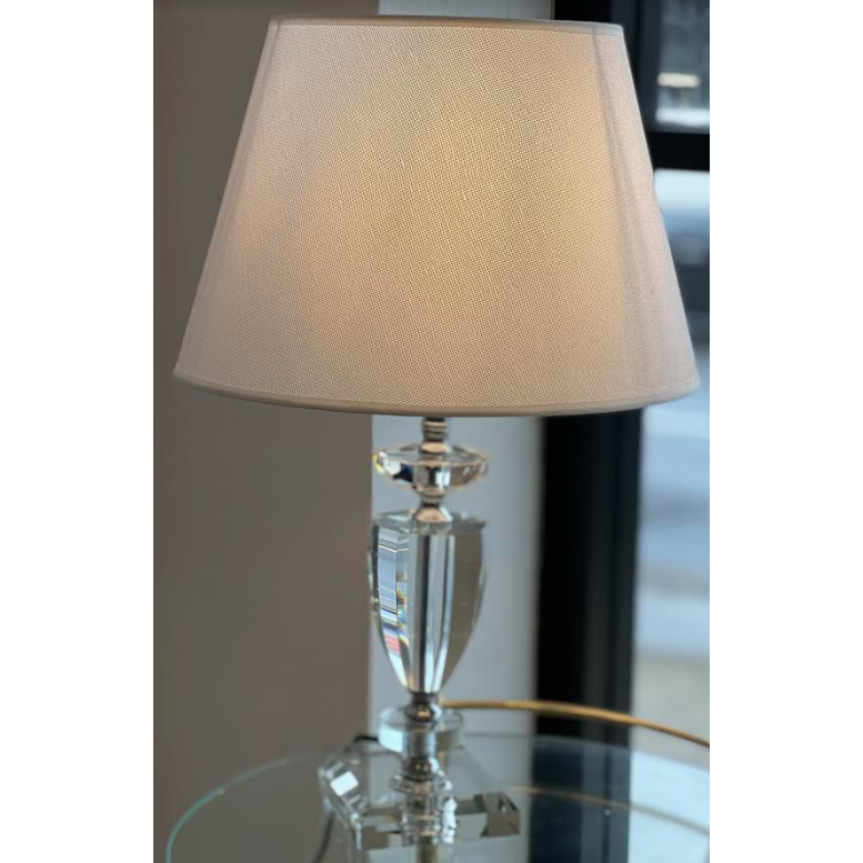 Elle Lamp