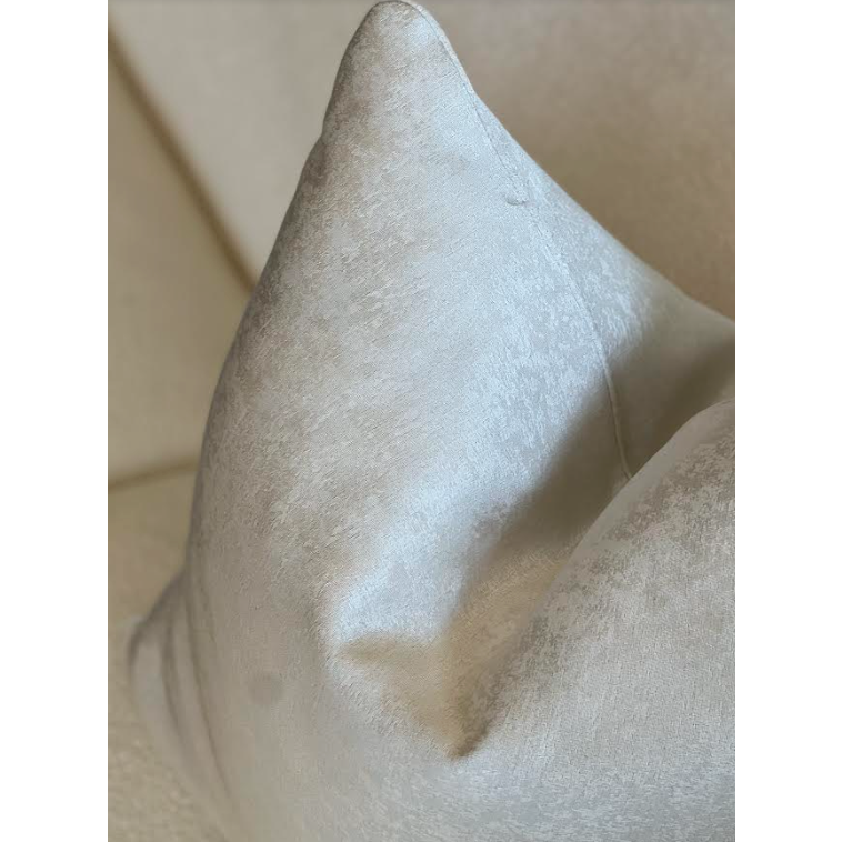 Marmont Cushion