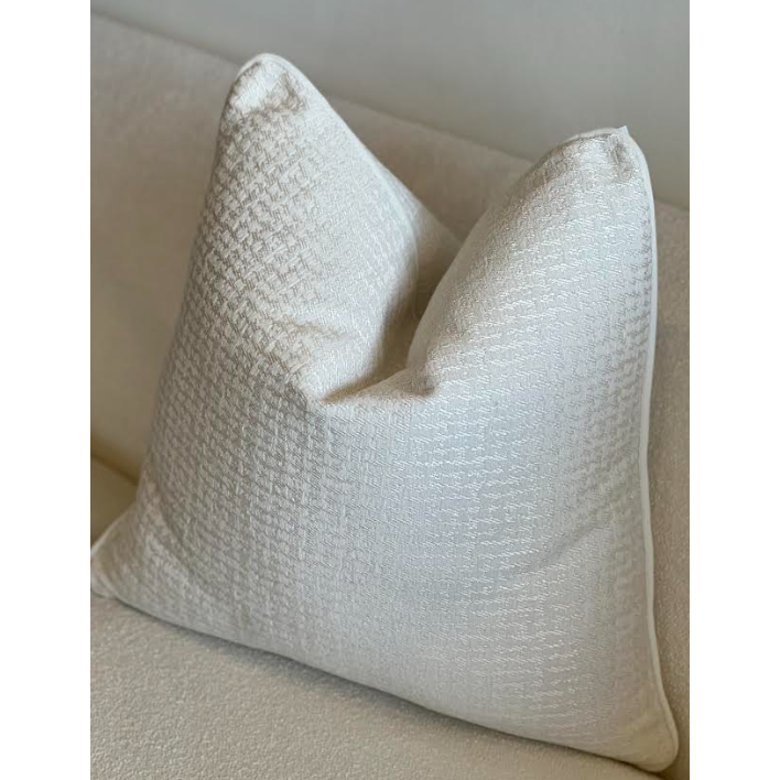 Viola Cushion