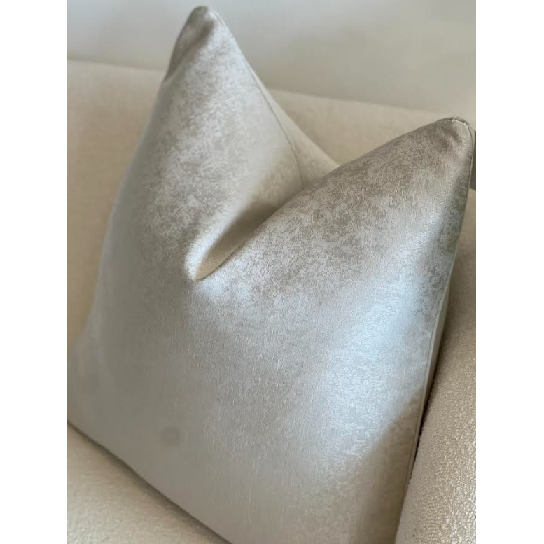 Marmont Cushion