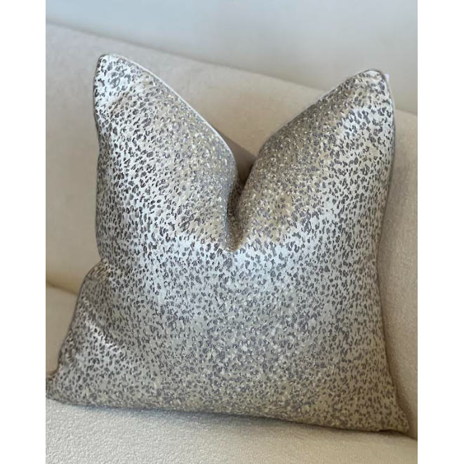 Afrique Cushion