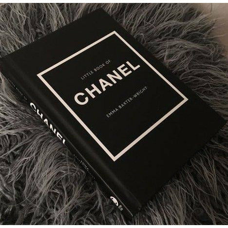 The Little Book Of Chanel - Maison De Luxe French Interiors